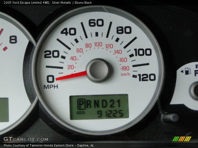 Silver Metallic / Ebony Black 2005 Ford Escape Limited 4WD