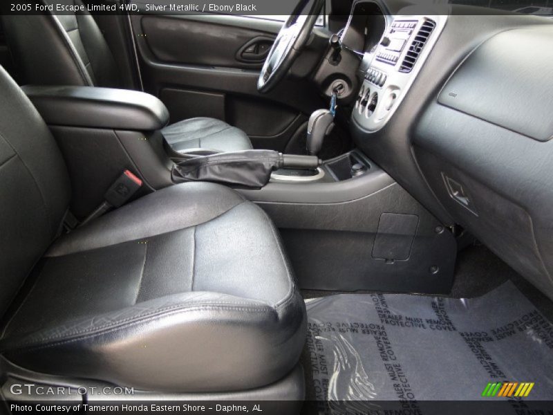 Silver Metallic / Ebony Black 2005 Ford Escape Limited 4WD