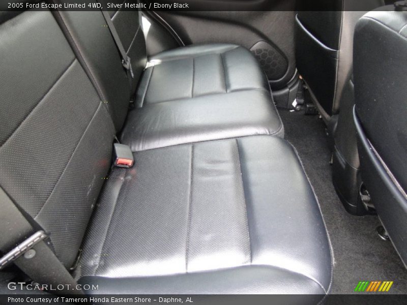 Silver Metallic / Ebony Black 2005 Ford Escape Limited 4WD