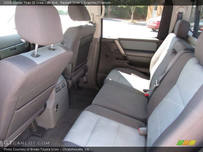  2006 Titan SE Crew Cab 4x4 Graphite/Titanium Interior