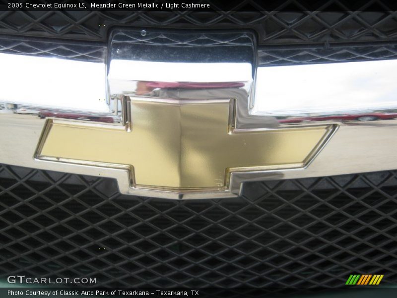 Meander Green Metallic / Light Cashmere 2005 Chevrolet Equinox LS