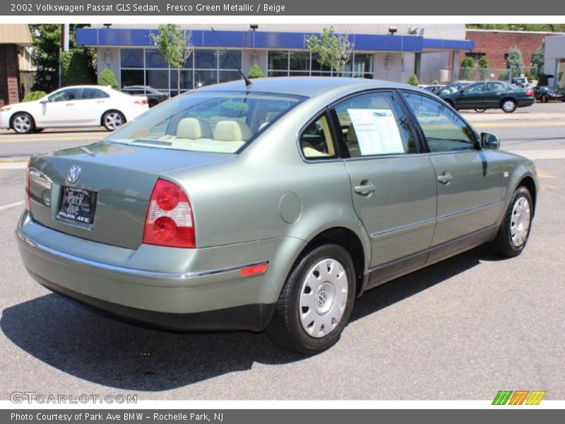 Fresco Green Metallic / Beige 2002 Volkswagen Passat GLS Sedan