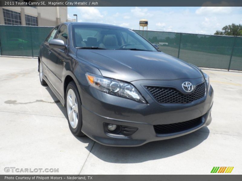Magnetic Gray Metallic / Ash 2011 Toyota Camry SE