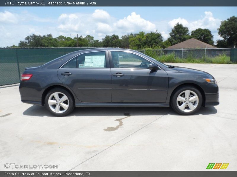 Magnetic Gray Metallic / Ash 2011 Toyota Camry SE