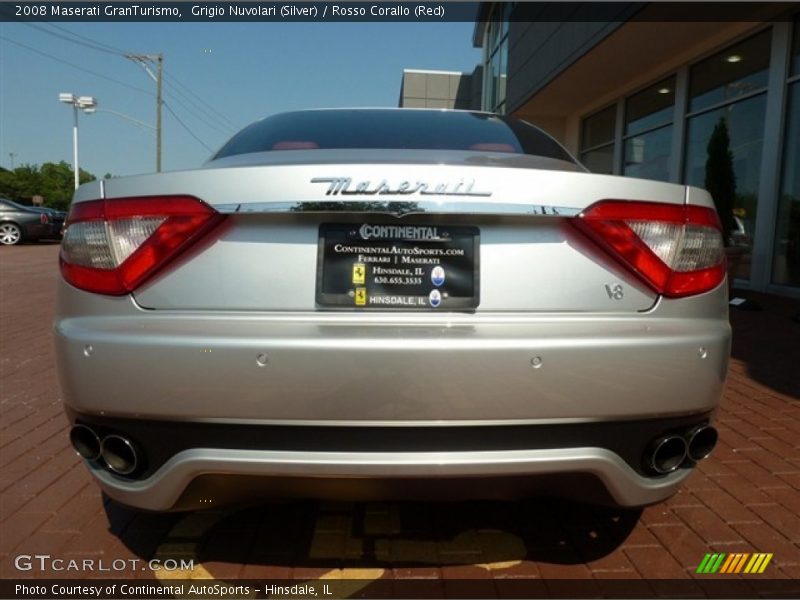 Grigio Nuvolari (Silver) / Rosso Corallo (Red) 2008 Maserati GranTurismo