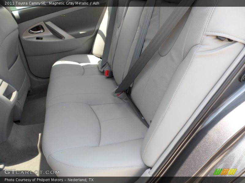 Magnetic Gray Metallic / Ash 2011 Toyota Camry SE