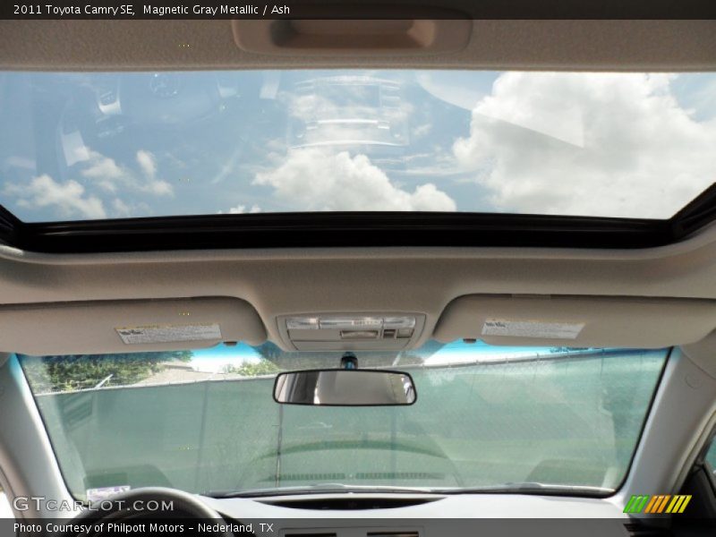 Magnetic Gray Metallic / Ash 2011 Toyota Camry SE