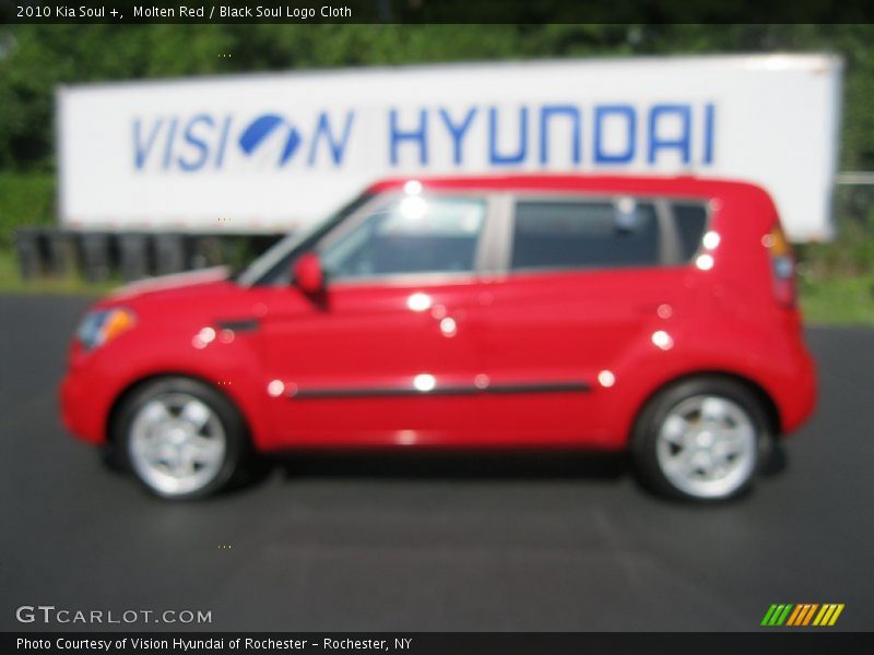 Molten Red / Black Soul Logo Cloth 2010 Kia Soul +