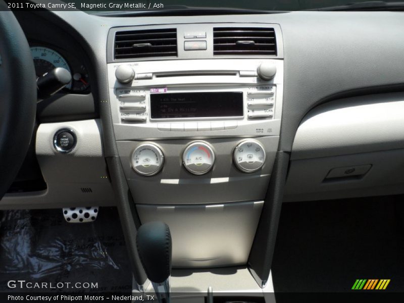 Magnetic Gray Metallic / Ash 2011 Toyota Camry SE