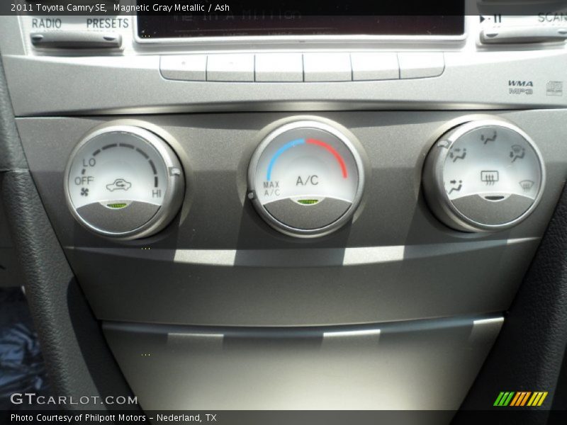 Magnetic Gray Metallic / Ash 2011 Toyota Camry SE