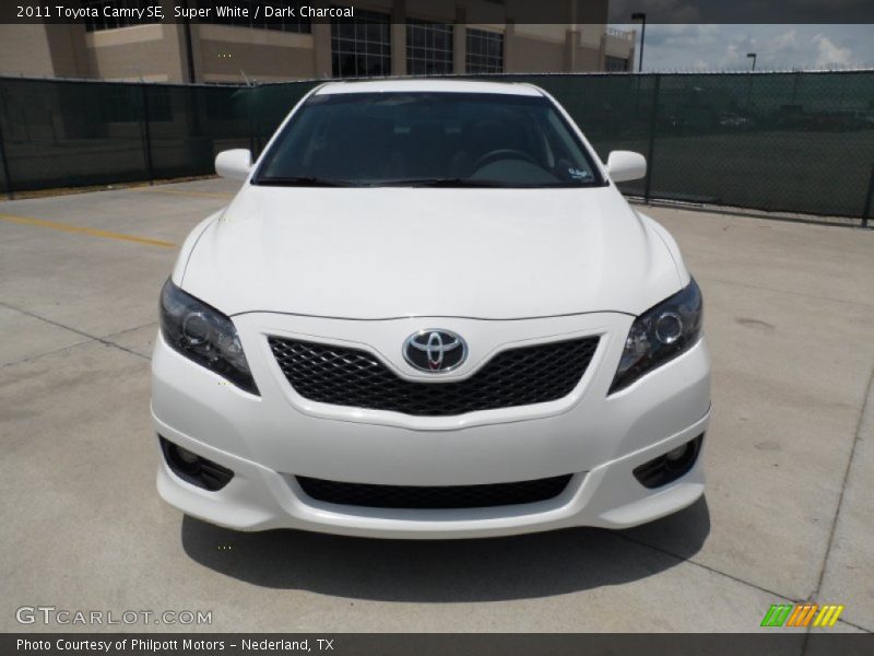  2011 Camry SE Super White
