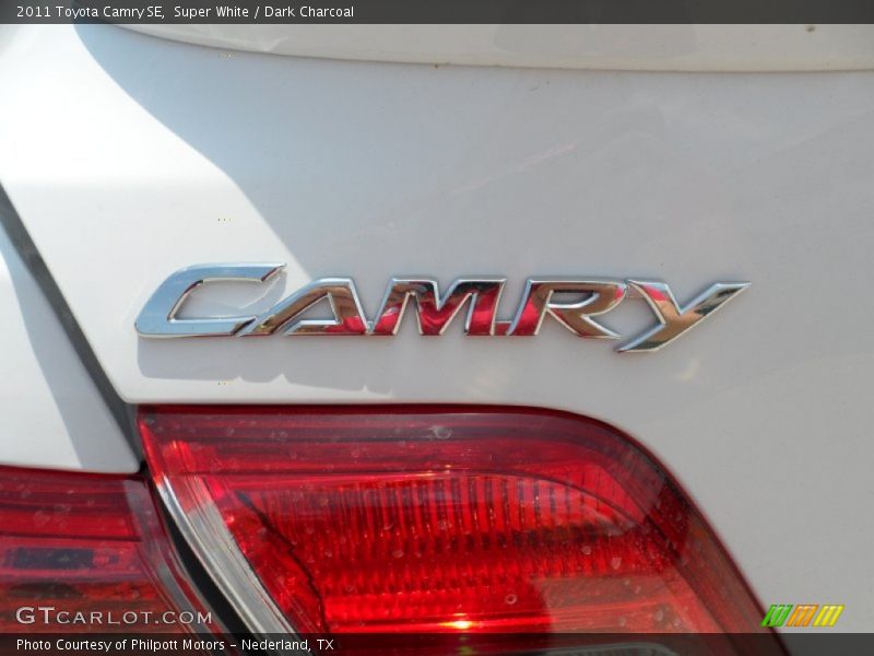  2011 Camry SE Logo
