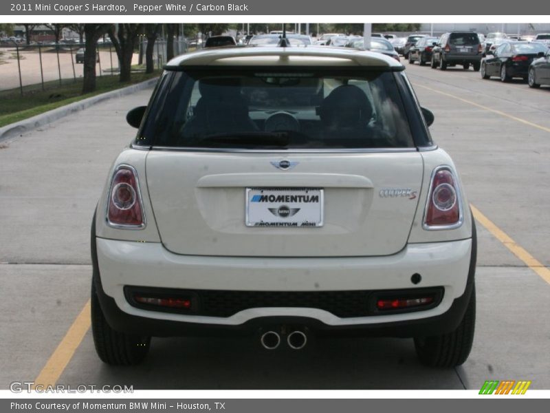 Pepper White / Carbon Black 2011 Mini Cooper S Hardtop