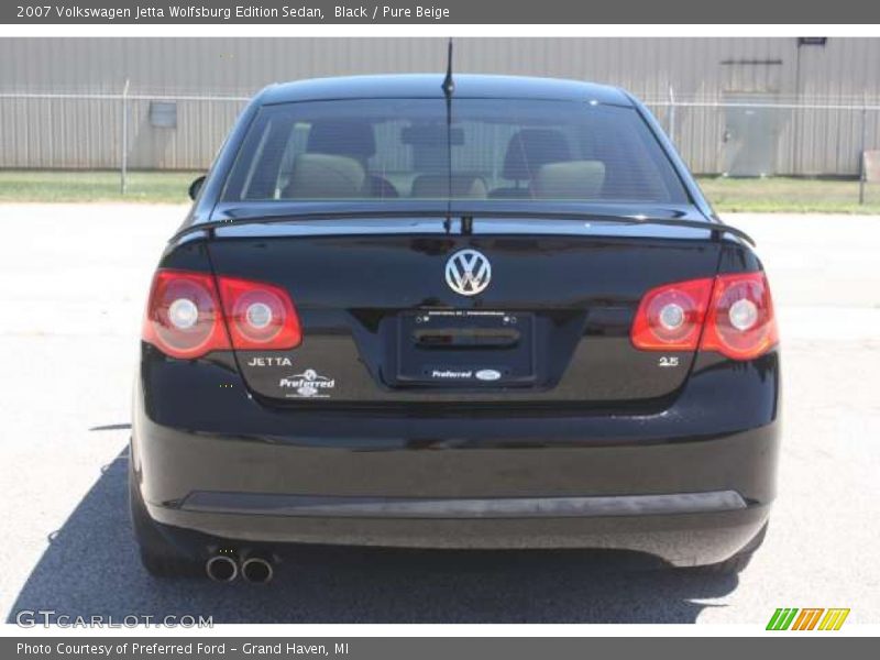 Black / Pure Beige 2007 Volkswagen Jetta Wolfsburg Edition Sedan