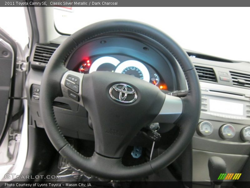 Classic Silver Metallic / Dark Charcoal 2011 Toyota Camry SE