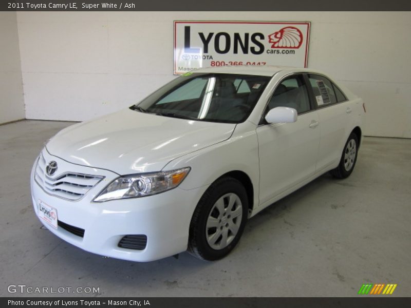 Super White / Ash 2011 Toyota Camry LE