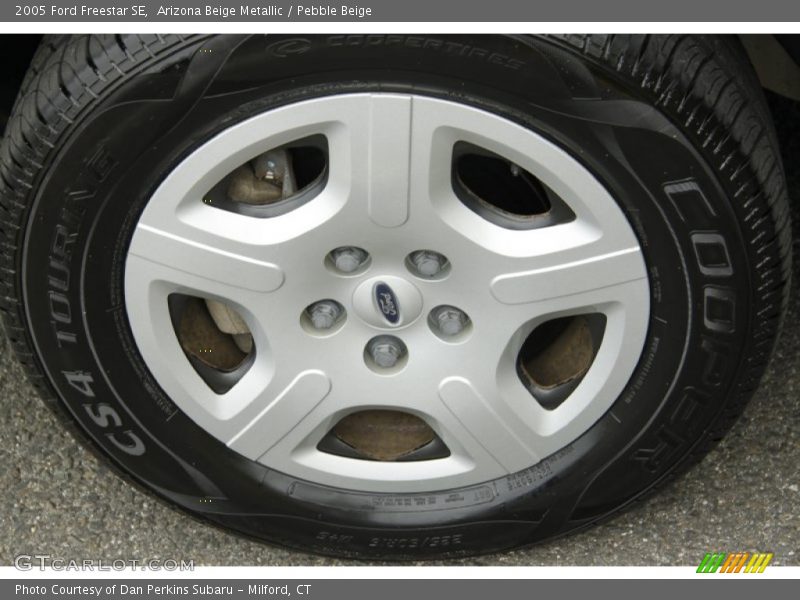 Arizona Beige Metallic / Pebble Beige 2005 Ford Freestar SE