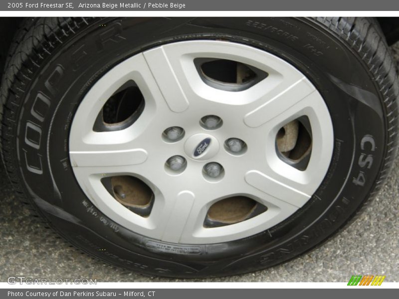 Arizona Beige Metallic / Pebble Beige 2005 Ford Freestar SE