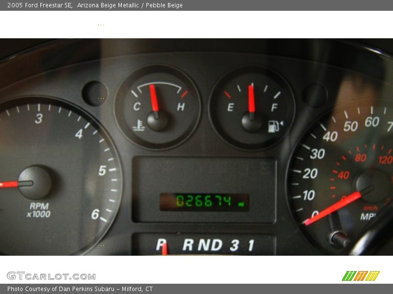 Arizona Beige Metallic / Pebble Beige 2005 Ford Freestar SE