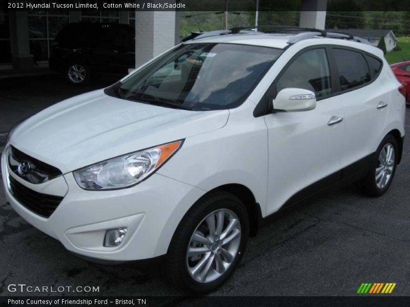 Front 3/4 View of 2012 Tucson Limited