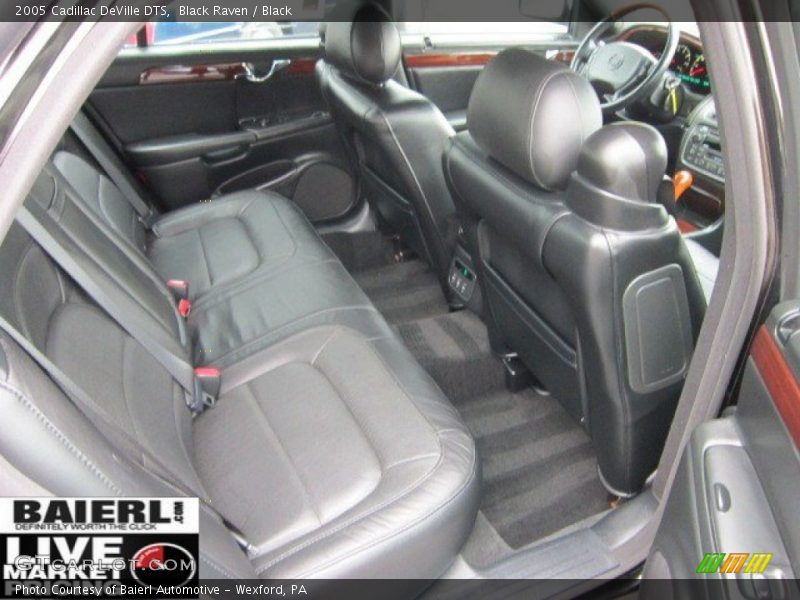 Black Raven / Black 2005 Cadillac DeVille DTS