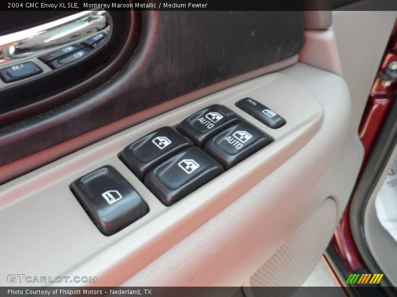 Monterey Maroon Metallic / Medium Pewter 2004 GMC Envoy XL SLE