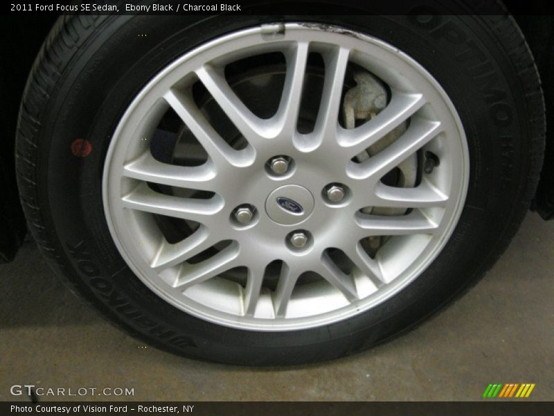 Ebony Black / Charcoal Black 2011 Ford Focus SE Sedan