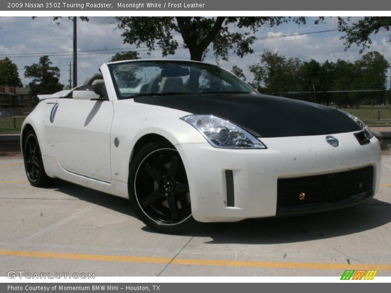 Moonlight White / Frost Leather 2009 Nissan 350Z Touring Roadster