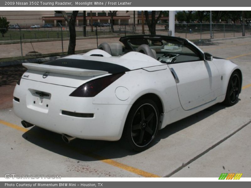 Moonlight White / Frost Leather 2009 Nissan 350Z Touring Roadster