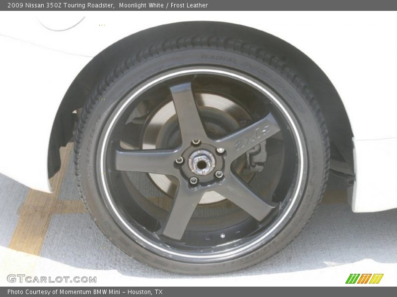 Moonlight White / Frost Leather 2009 Nissan 350Z Touring Roadster