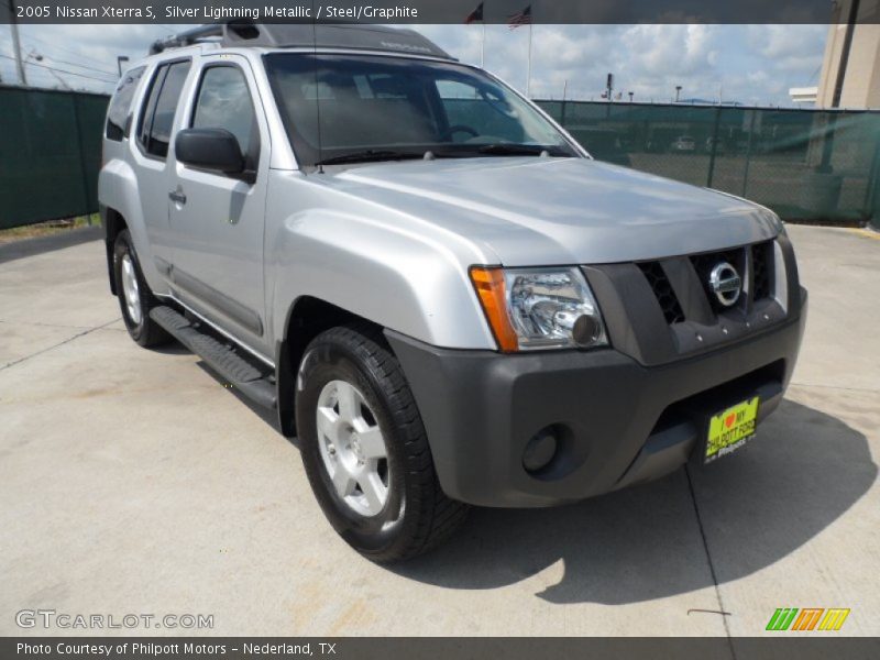 Silver Lightning Metallic / Steel/Graphite 2005 Nissan Xterra S