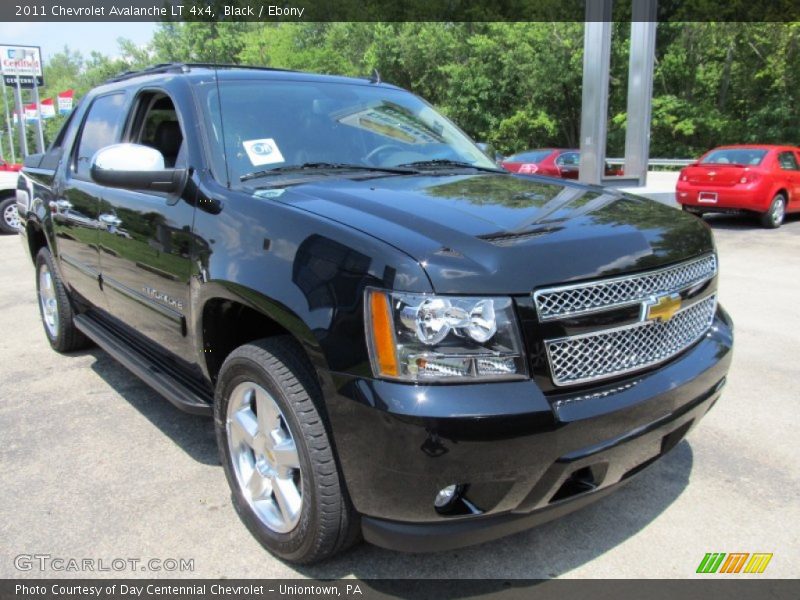 Black / Ebony 2011 Chevrolet Avalanche LT 4x4