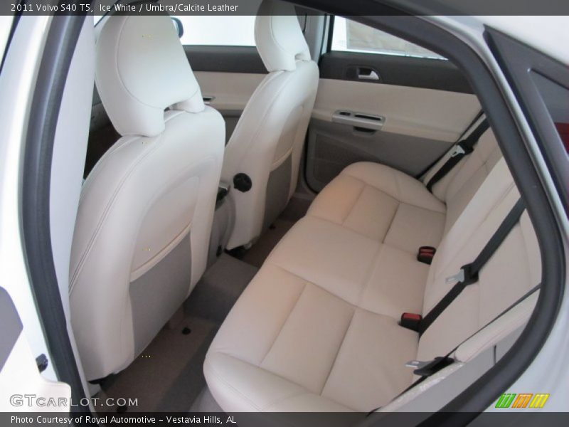 Ice White / Umbra/Calcite Leather 2011 Volvo S40 T5