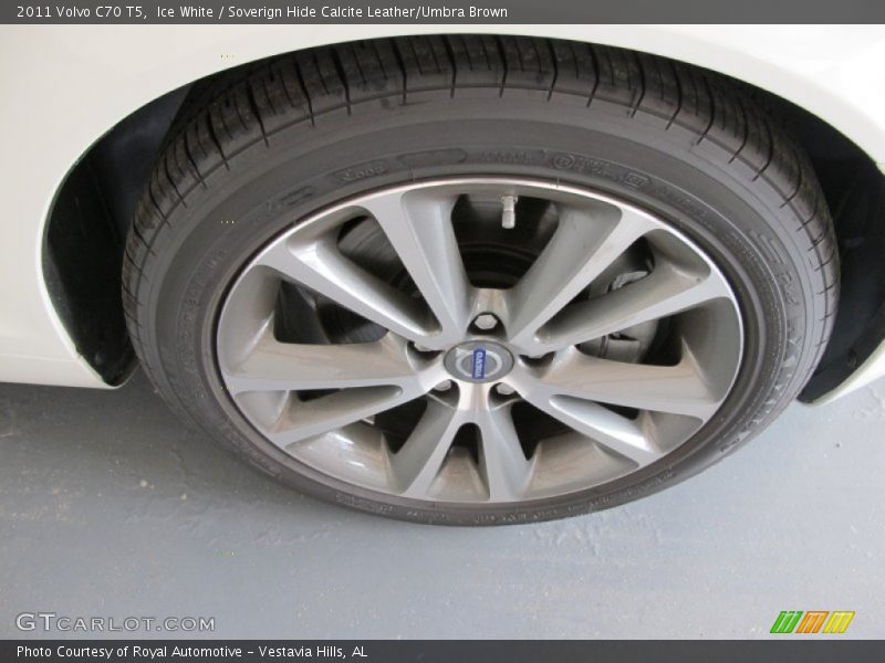 Ice White / Soverign Hide Calcite Leather/Umbra Brown 2011 Volvo C70 T5