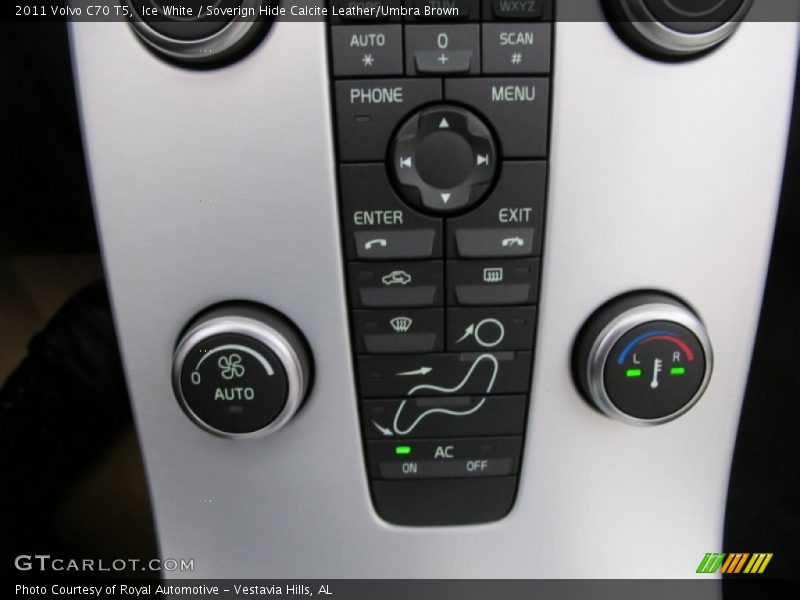 Ice White / Soverign Hide Calcite Leather/Umbra Brown 2011 Volvo C70 T5