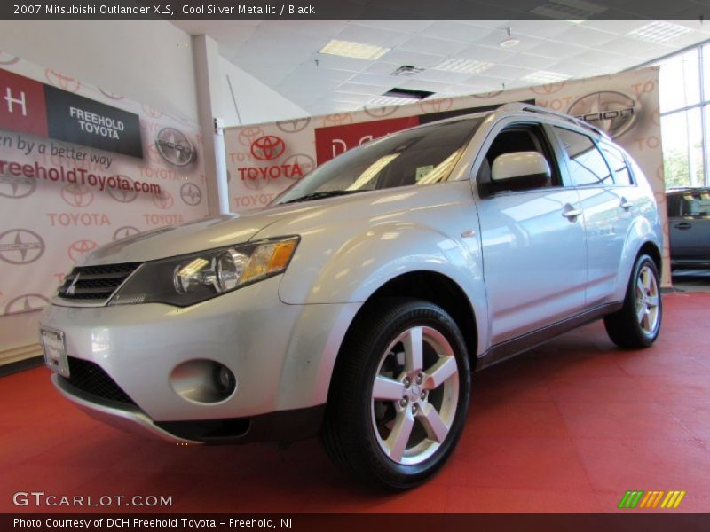 Cool Silver Metallic / Black 2007 Mitsubishi Outlander XLS