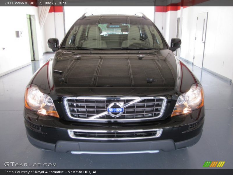 Black / Beige 2011 Volvo XC90 3.2