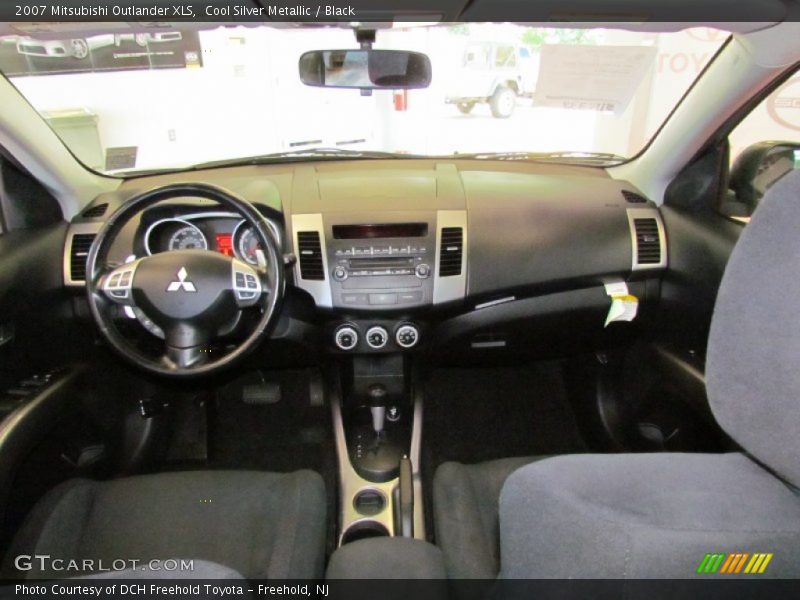 Cool Silver Metallic / Black 2007 Mitsubishi Outlander XLS