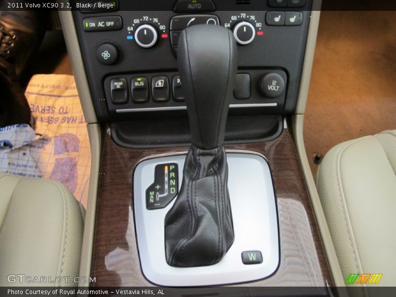 Black / Beige 2011 Volvo XC90 3.2