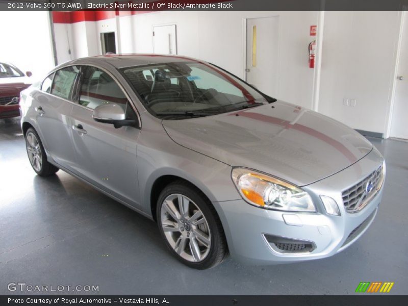 Front 3/4 View of 2012 S60 T6 AWD