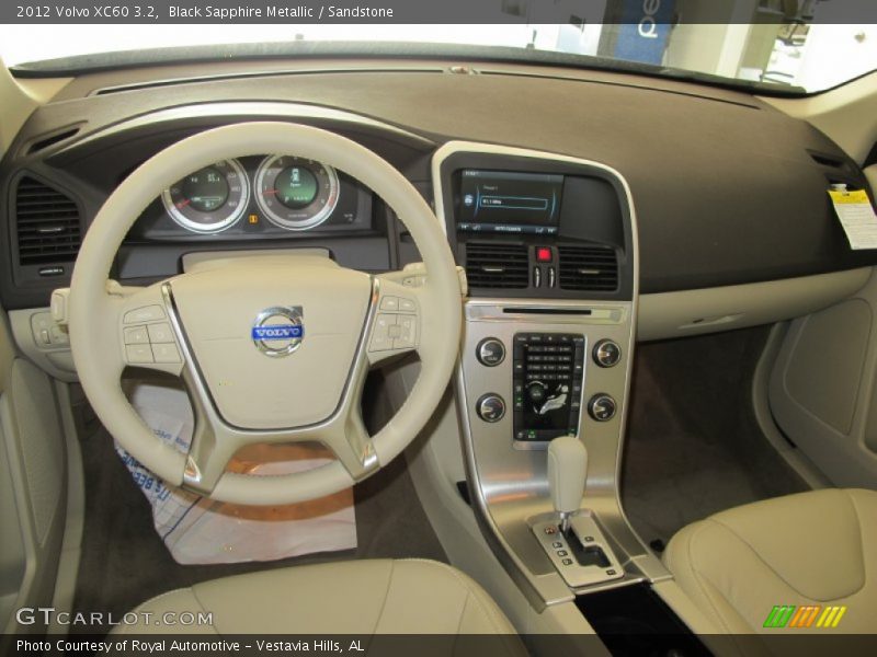  2012 XC60 3.2 Sandstone Interior
