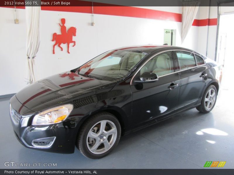 Black / Soft Beige 2012 Volvo S60 T5