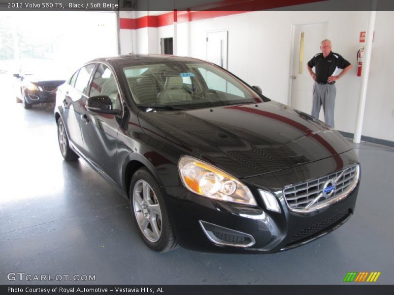 Black / Soft Beige 2012 Volvo S60 T5