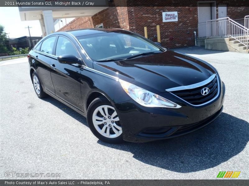 Midnight Black / Gray 2011 Hyundai Sonata GLS