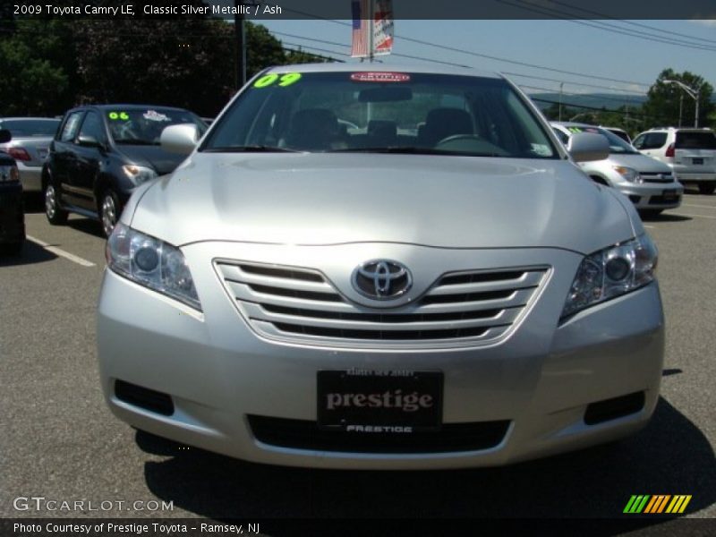 Classic Silver Metallic / Ash 2009 Toyota Camry LE