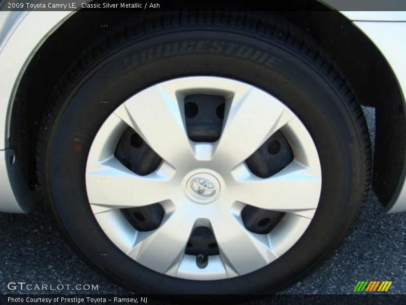 Classic Silver Metallic / Ash 2009 Toyota Camry LE