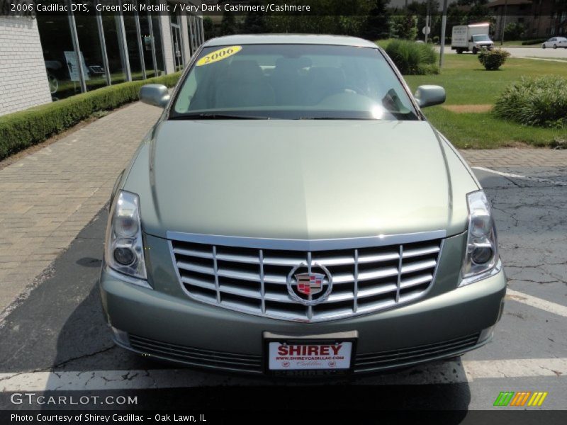 Green Silk Metallic / Very Dark Cashmere/Cashmere 2006 Cadillac DTS