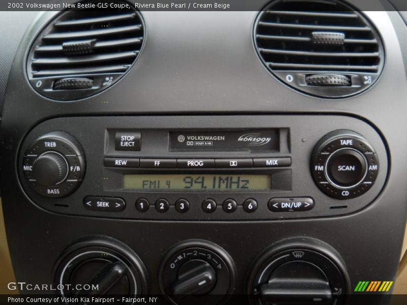 Controls of 2002 New Beetle GLS Coupe