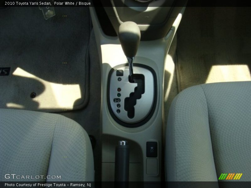 Polar White / Bisque 2010 Toyota Yaris Sedan