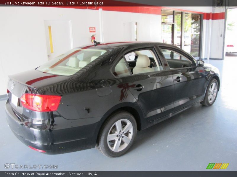 Black / Cornsilk Beige 2011 Volkswagen Jetta TDI Sedan